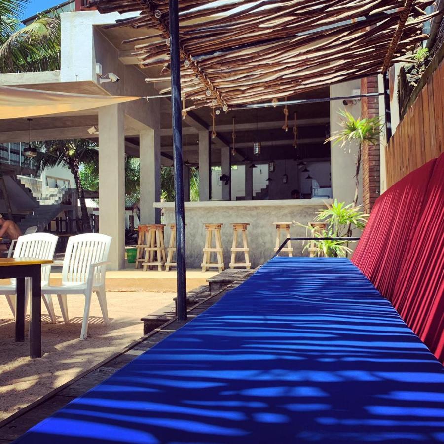Central Beach Inn Mirissa Dış mekan fotoğraf